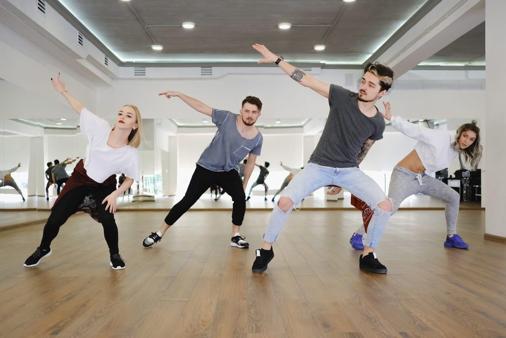 Clase dirigida Fit Dance