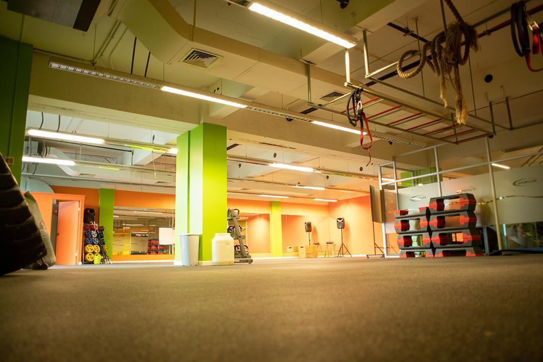 Interior Gimnasio Sportlife Valdivia
