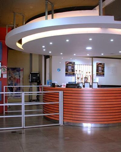 entrada gimnasio san pedro de la paz sportlife