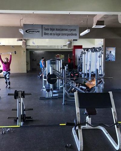 pasillo gimnasio san pedro de la paz sportlife